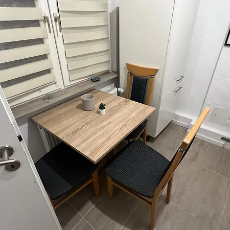Apartment Fix-vermietung *
